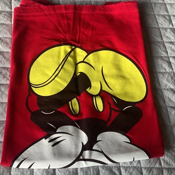 Red & black Disney Tee size large - Picture 6 of 6